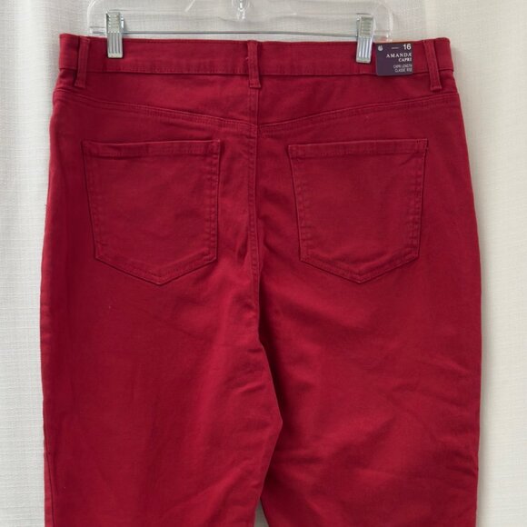 NWT -Gloria Vanderbilt Amanda Capri Jeans - 16 - Picture 3 of 9